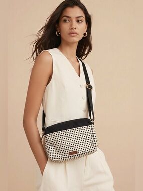 Fossil Polka Crossbody Dot Bag Purse Canvas White Coated Black Shoulder